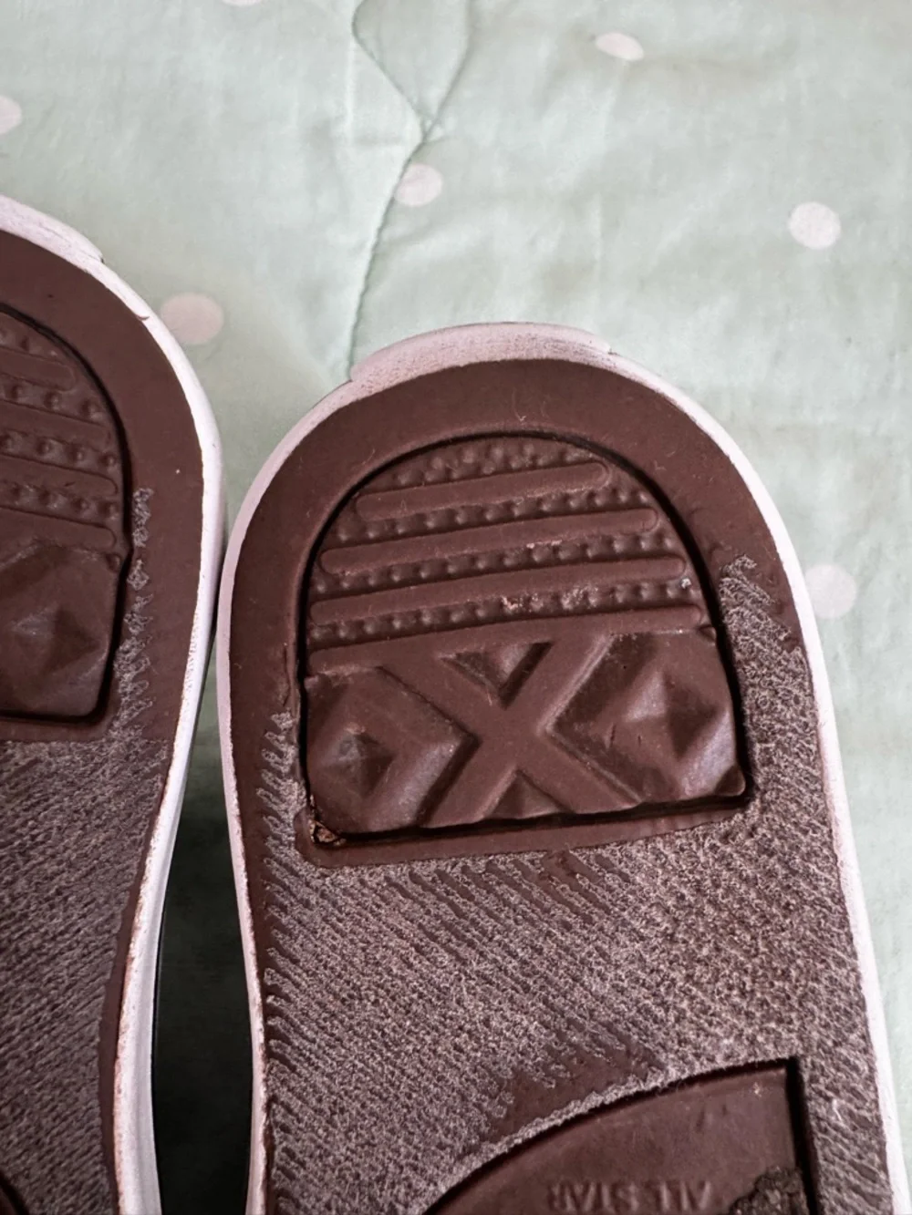 Converse black sneakers Toddler size 8
